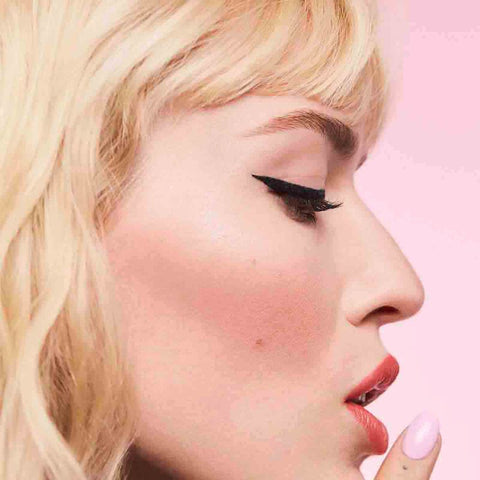 BENEFIT roller liner